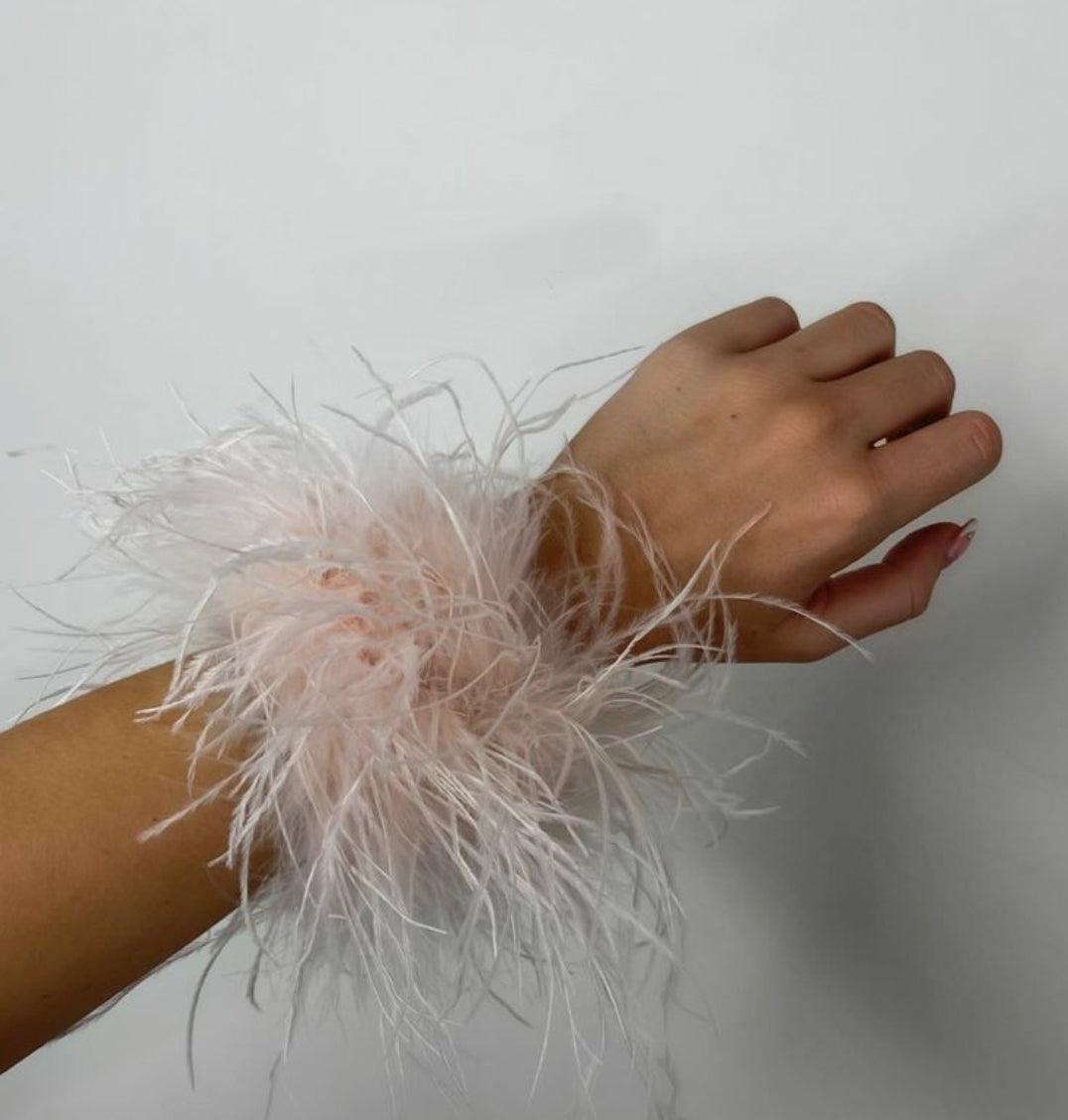 Detachable Feather Band - Pale peach -  Detachable high density Ostrich feather band adjustable to the wrist - Pair of 2 in each set Color: Pale peach Detachable Feather Band - Pale peach Detachable high density Ostrich feather band adjustable to the wrist - Pair of 2 in each set Color: Pale peach